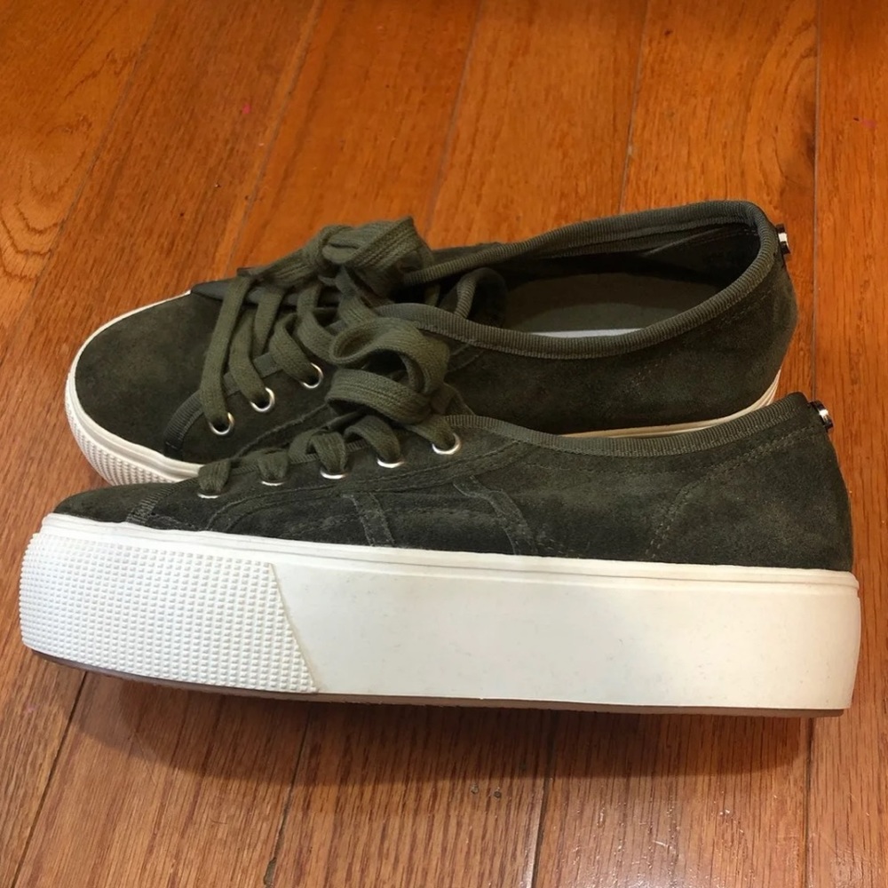 NEW Steve Madden platform sneakers